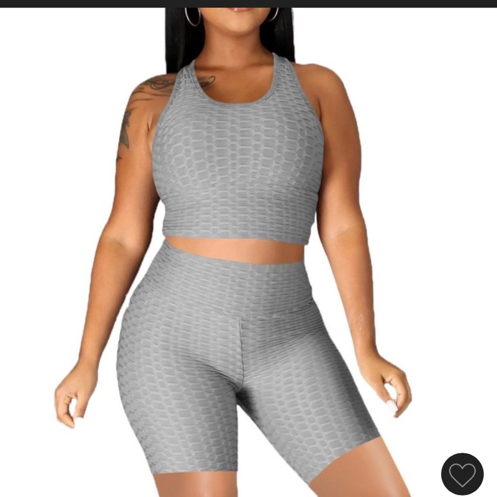 🏷️Gray Textured Women's workout set